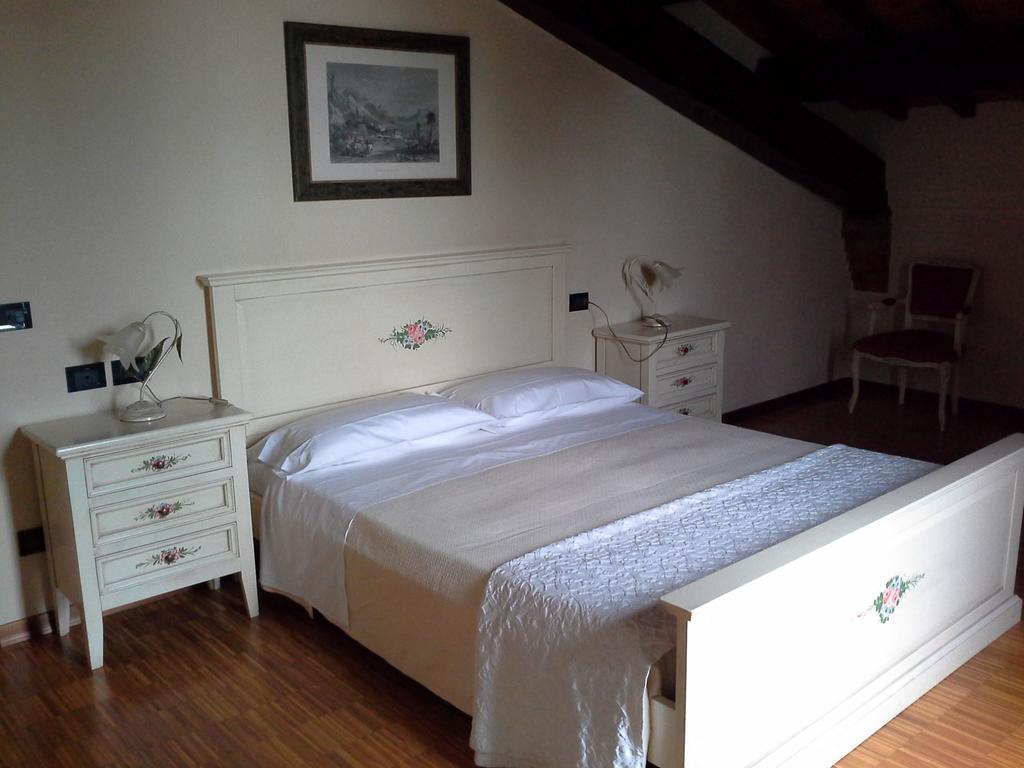Bed and Breakfast Le Stanze Sul Po Ferrara Habitación foto